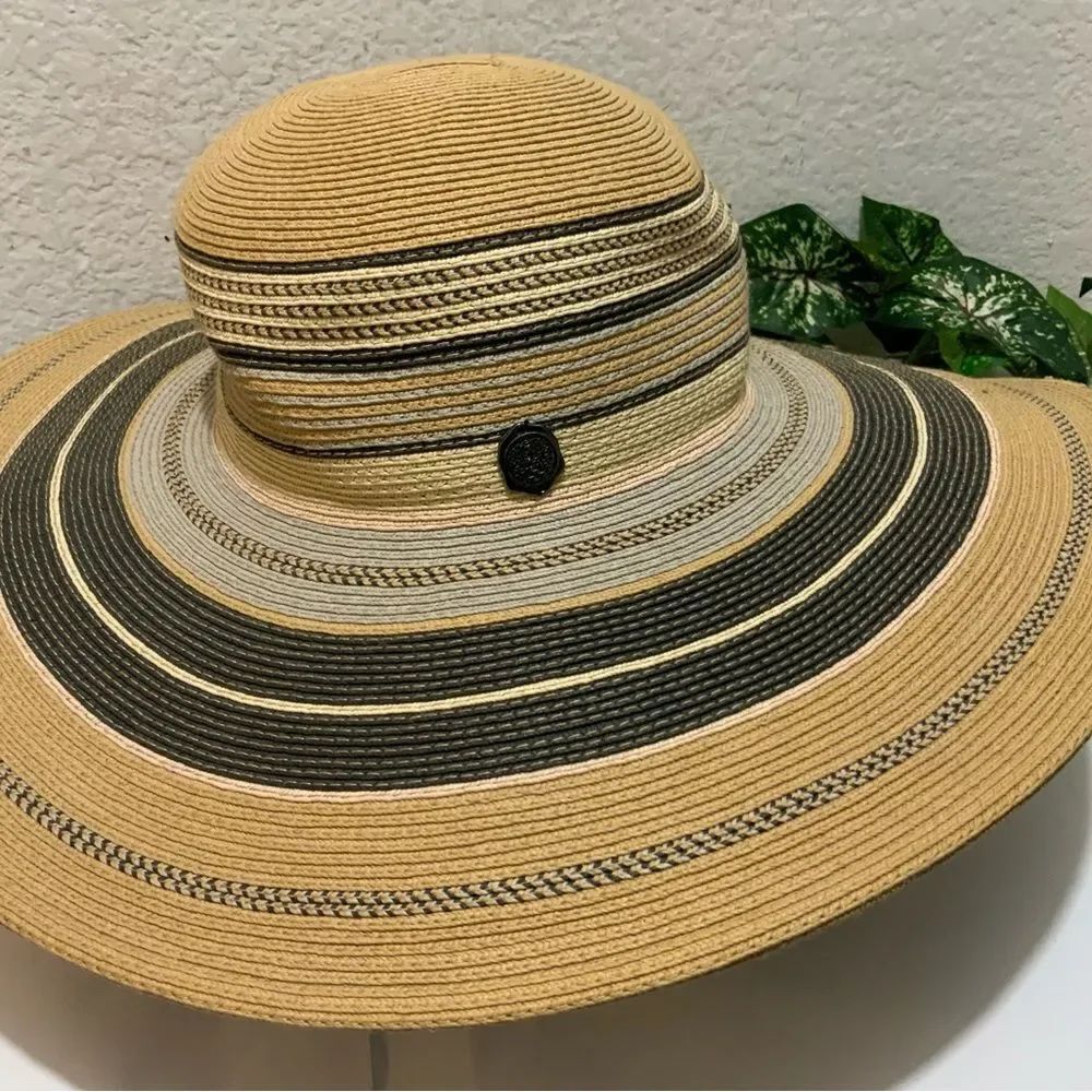 Vince Camuto Paper Braid Sun Hat multicolor stripes